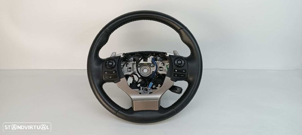 VOLANTE LEXUS IS 300H - 1