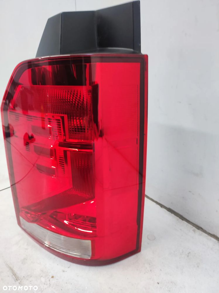 LAMPA PRAWA TYŁ TYLNA VW TRANSPORTER T6 LIFT - 2