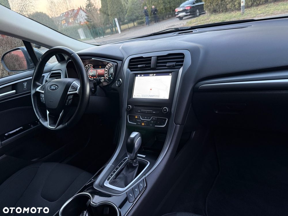 Ford Mondeo 2.0 TDCi Titanium PowerShift - 31