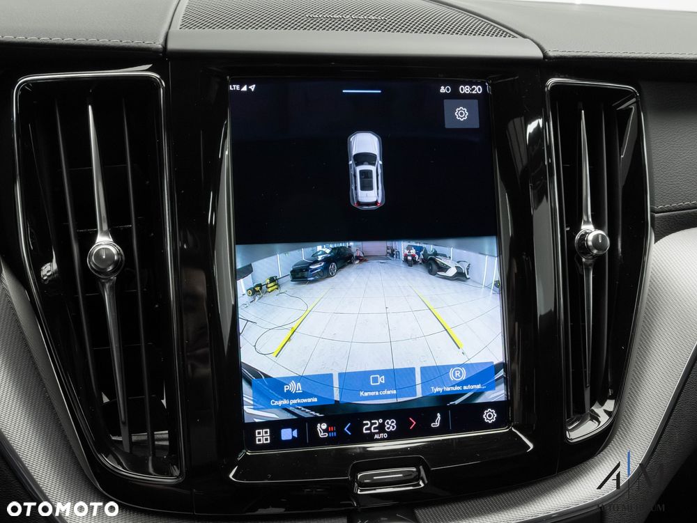 Volvo XC 60 B4 D AWD Plus Dark - 27