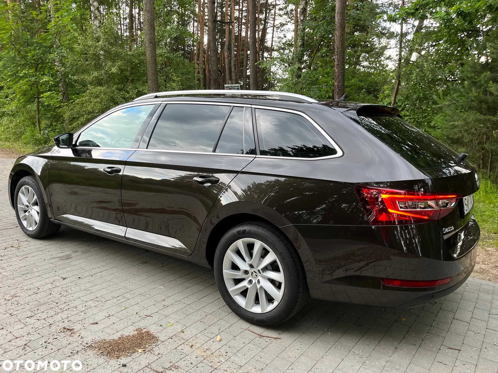 Skoda Superb 2.0 TDI Style - 12