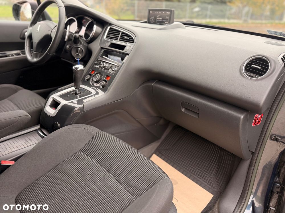 Peugeot 5008 e-HDI 115 ETG6 Stop&Start Active - 17