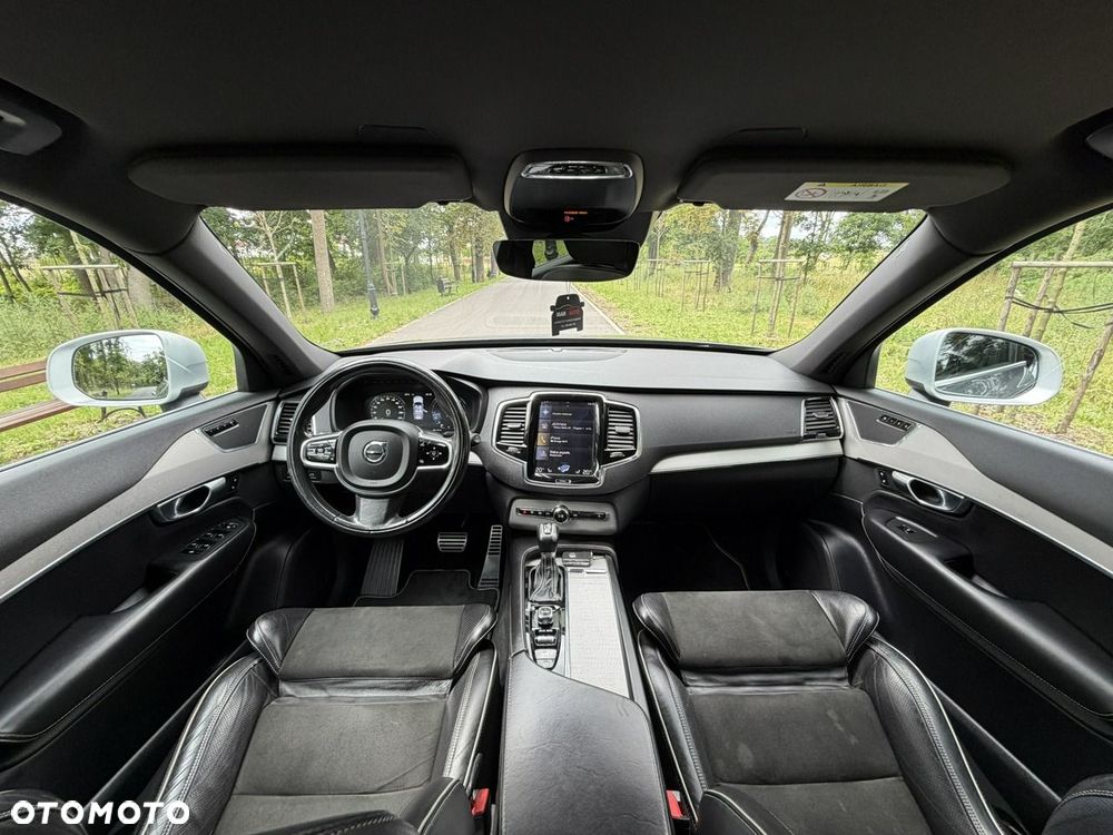 Volvo XC 90 - 38