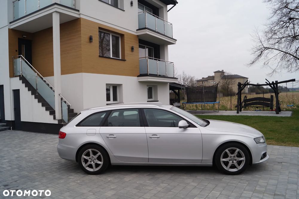 Audi A4 Avant 2.0 TDI DPF Ambition - 29