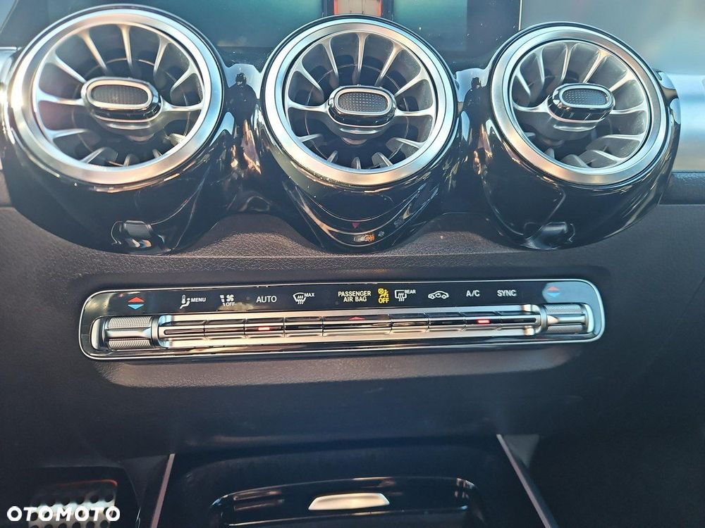 Mercedes-Benz GLB AMG 35 4-Matic - 35