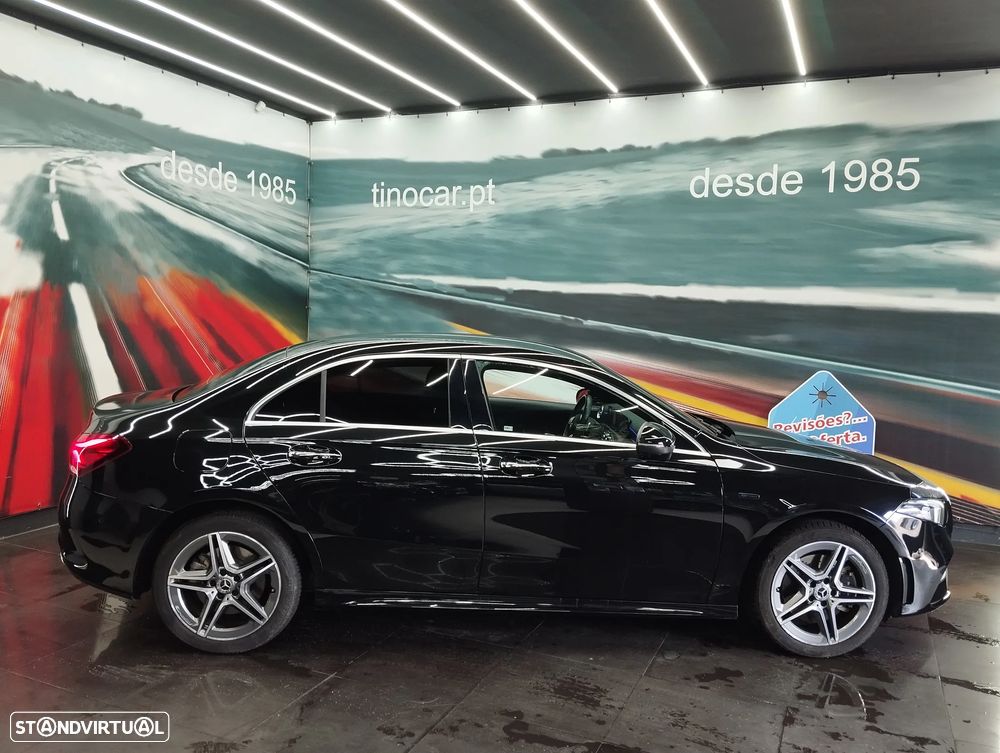 Mercedes-Benz A 250 Limousine e AMG Line - 4