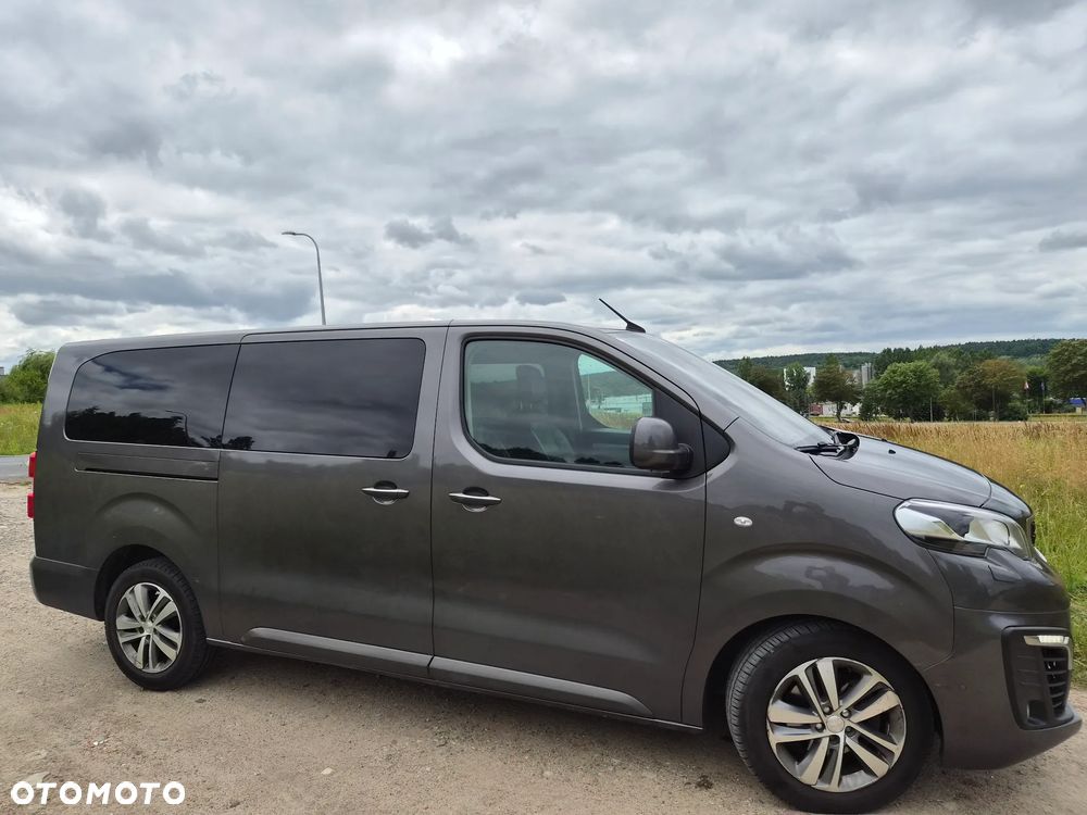 Peugeot Traveller 2.0 BlueHDi Long Business - 20