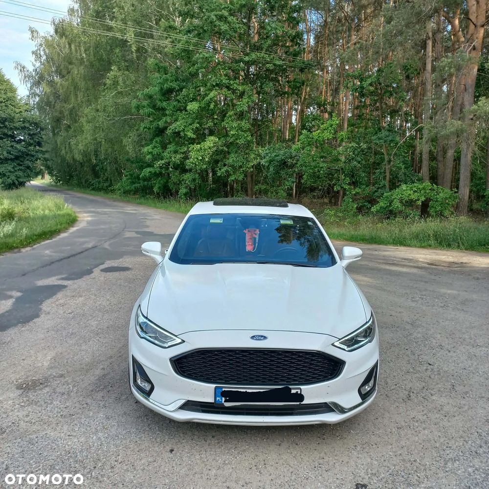 Ford Fusion - 8