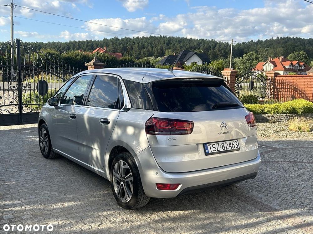 Citroën C4 Picasso - 25