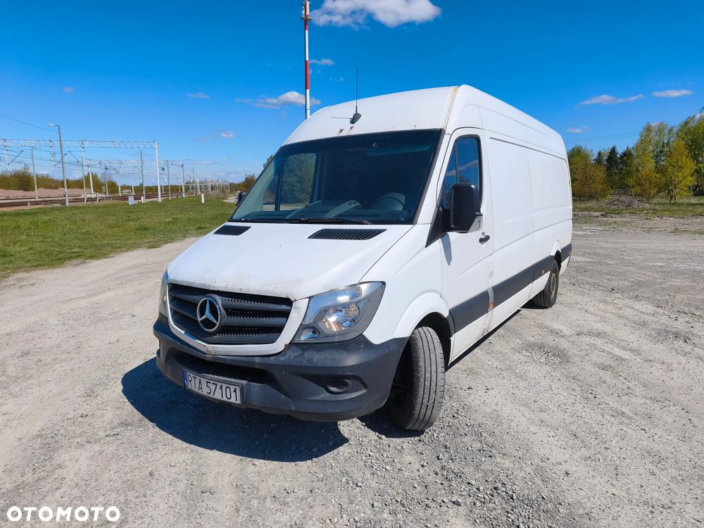 Mercedes-Benz Sprinter - 1