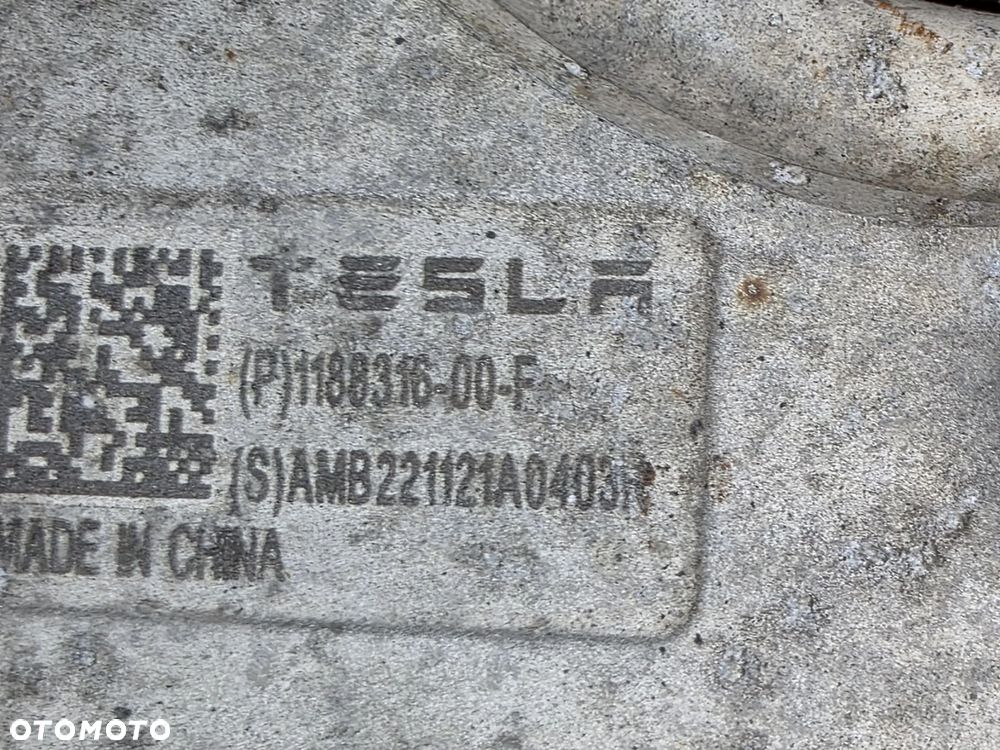 ZWROTNICA KOŁA PRZEDNIEGO TESLA Y 118831600F - 3