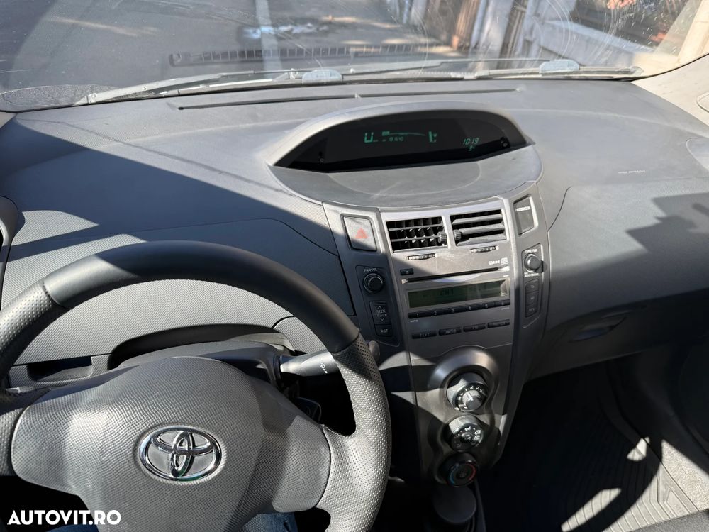 Toyota Yaris 1.4 D-4D Luna - 5