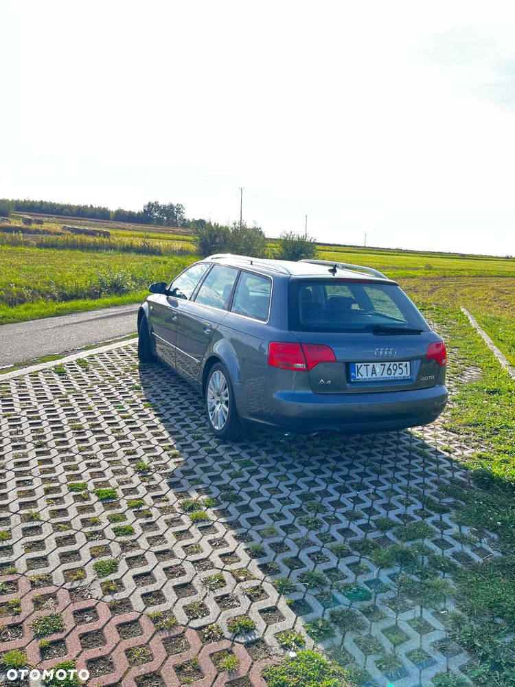 Audi A4 Avant - 5