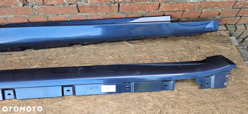BMW 7 F01 Listwa progowa prawa lub lewa Próg prawy lub lewy kolor A89   7213446 7213445 - 7