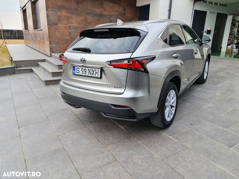 Lexus Seria NX - 33