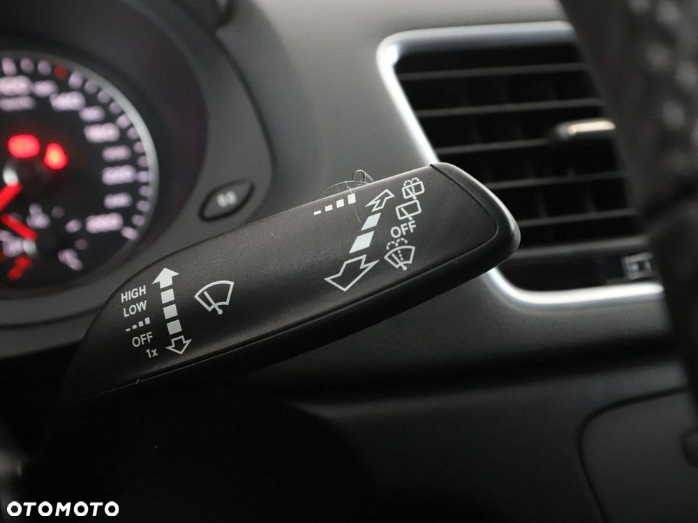 Audi Q3 1.4 TFSI Sport S tronic - 32