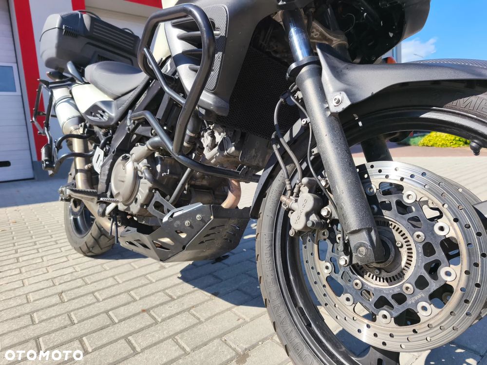 Suzuki V-STROM - 6