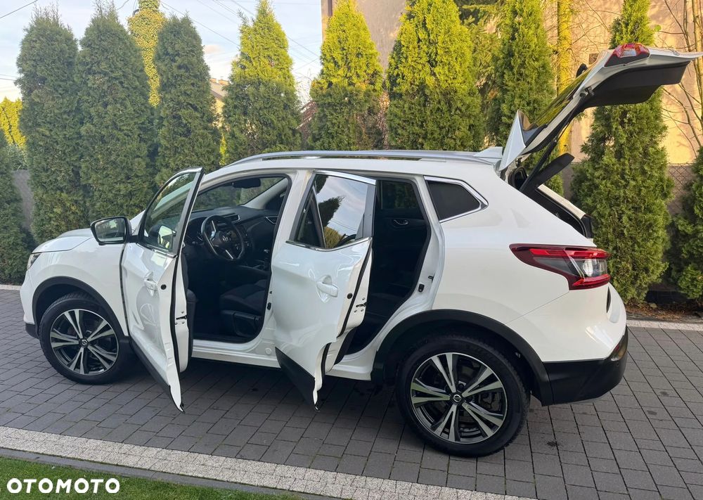 Nissan Qashqai 1.3 DIG-T TEKNA - 15