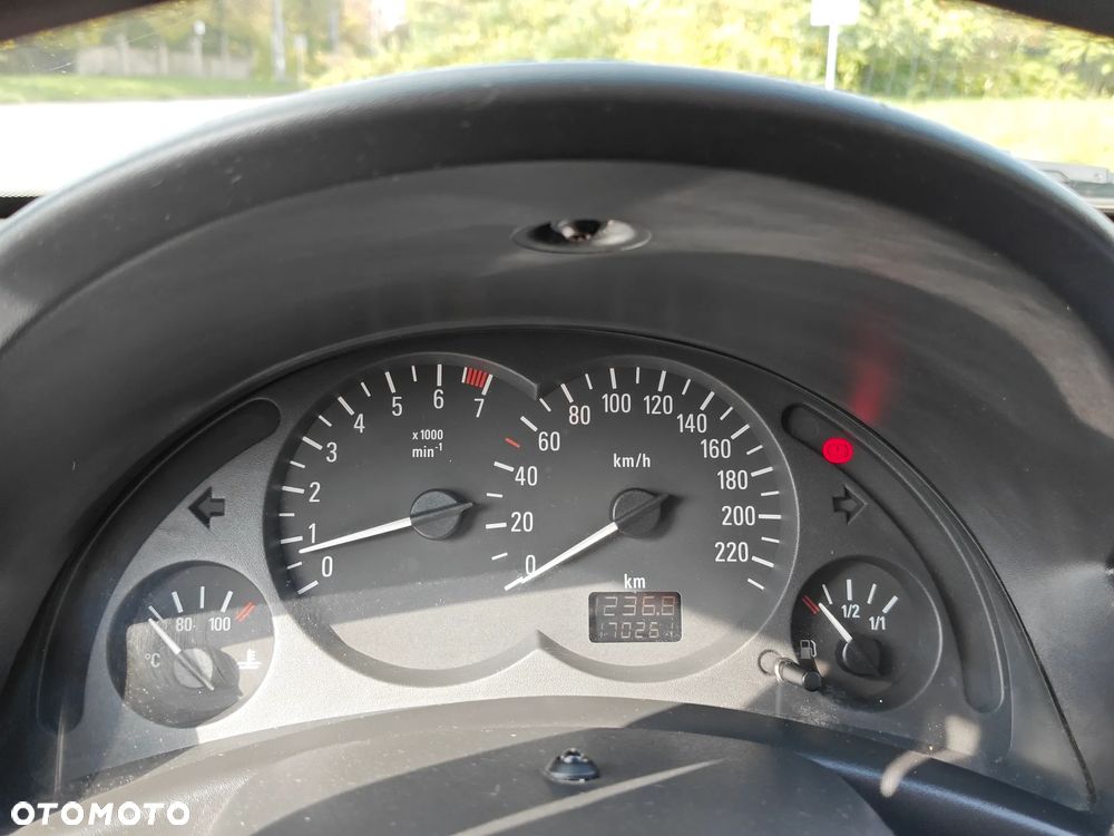 Opel Corsa 1.0 12V Comfort - 21