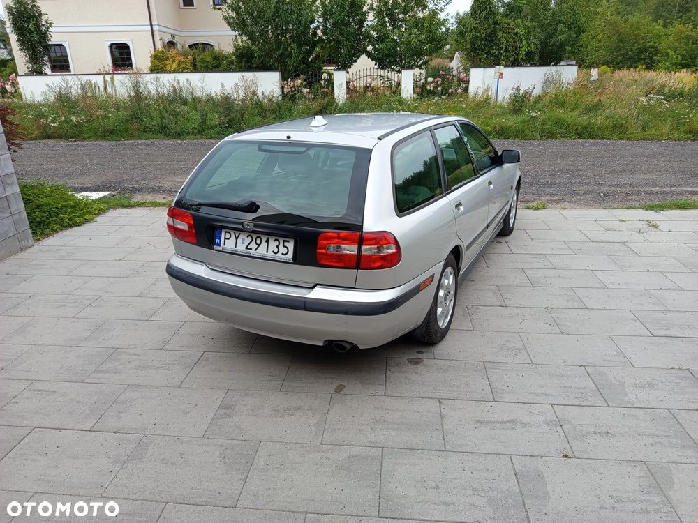 Volvo V40 1.8 '75' Elegance - 7