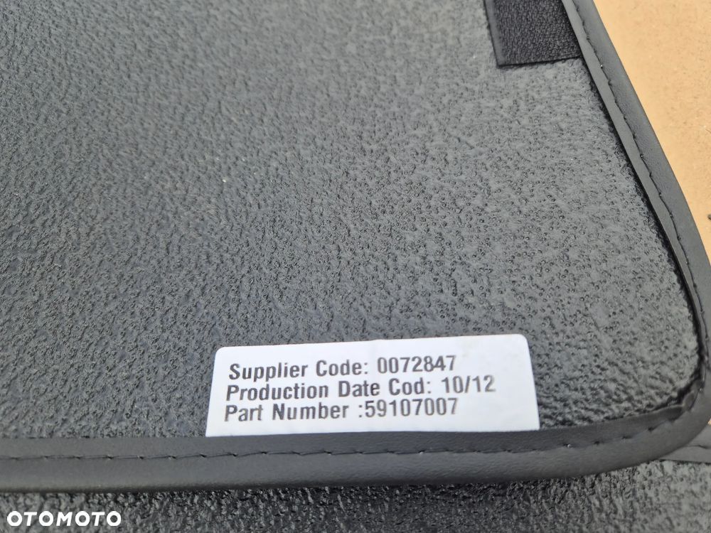 Fiat 500 Abarth komplet dywaników.Anglia.4 elementy - 6