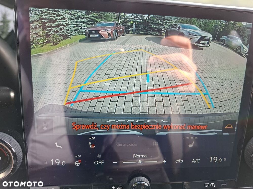 Lexus NX 350h Prestige 2WD - 35