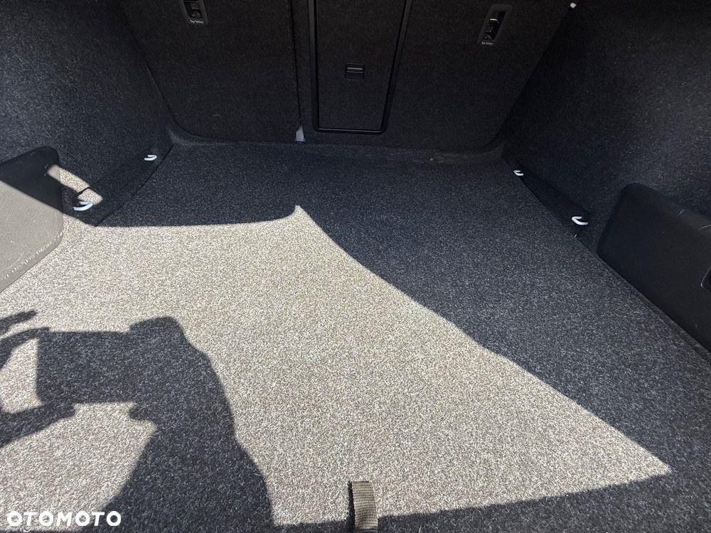 Skoda Octavia 2.0 TDI Ambition DSG - 21