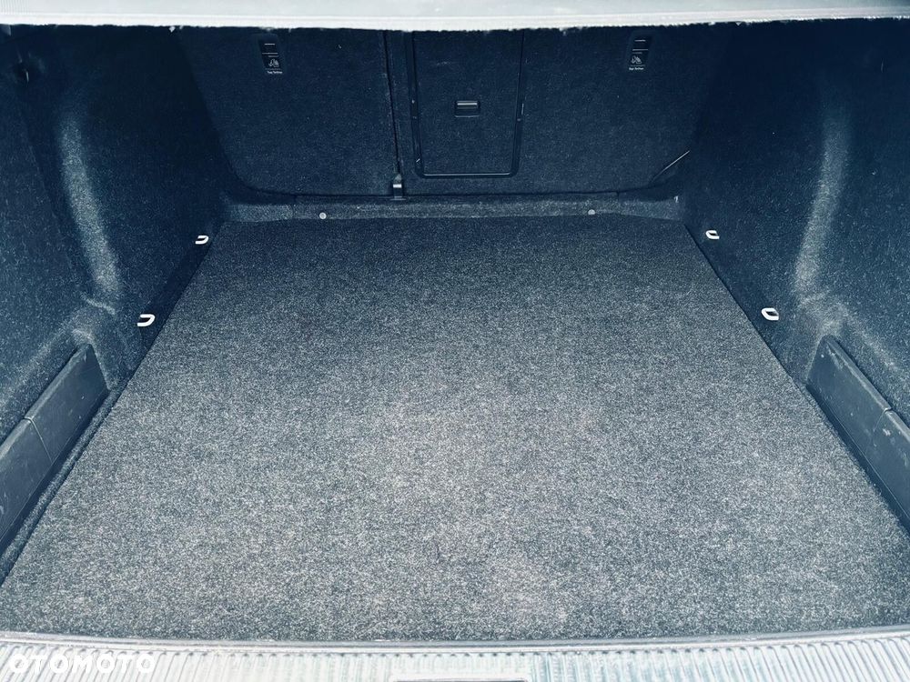 Skoda Superb 2.0 TDI SCR 4x4 Sportline DSG - 12