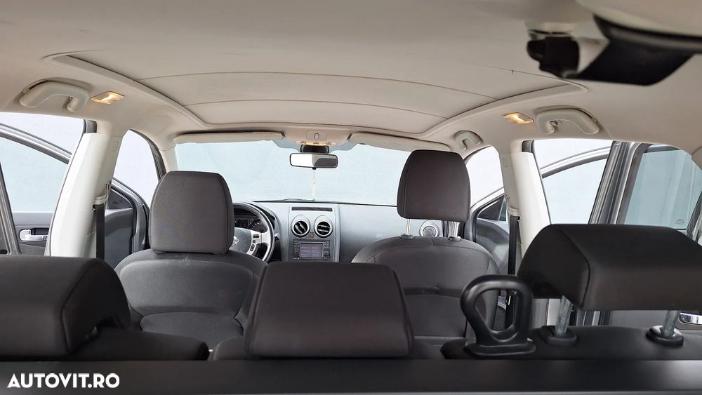 Nissan Qashqai+2 - 34