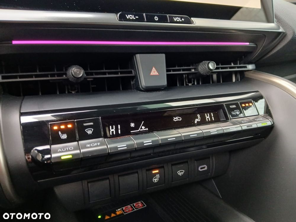Toyota C-HR - 22