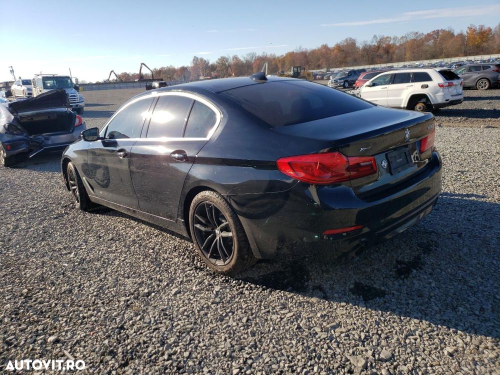 BMW Seria 5 530i xDrive Aut. - 3