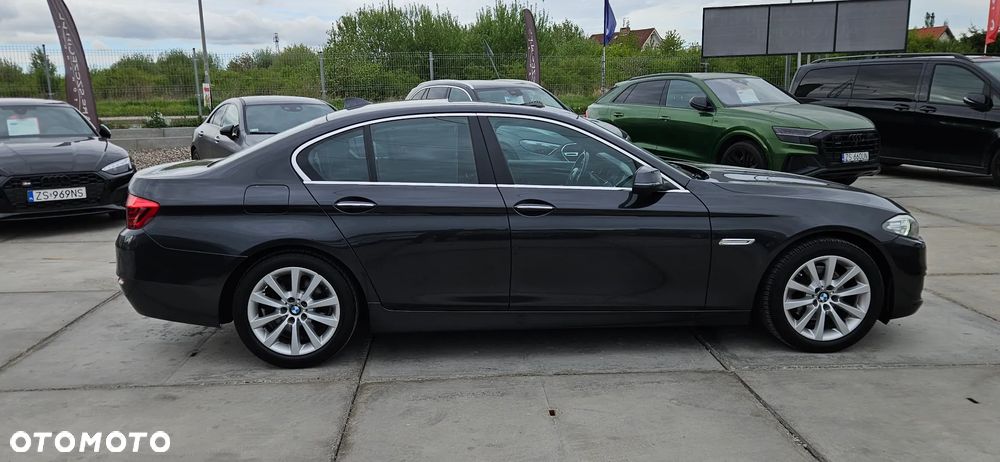 BMW Seria 5 520d xDrive - 8