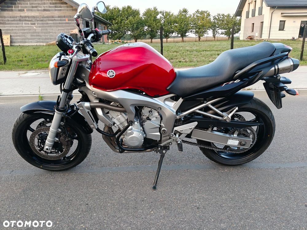 Yamaha FZ6 - 8