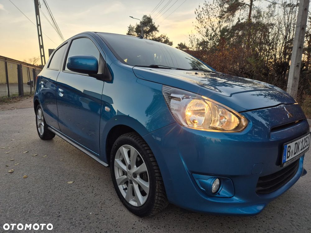 Mitsubishi Space Star 1.2 AS&G Invite CVT - 11