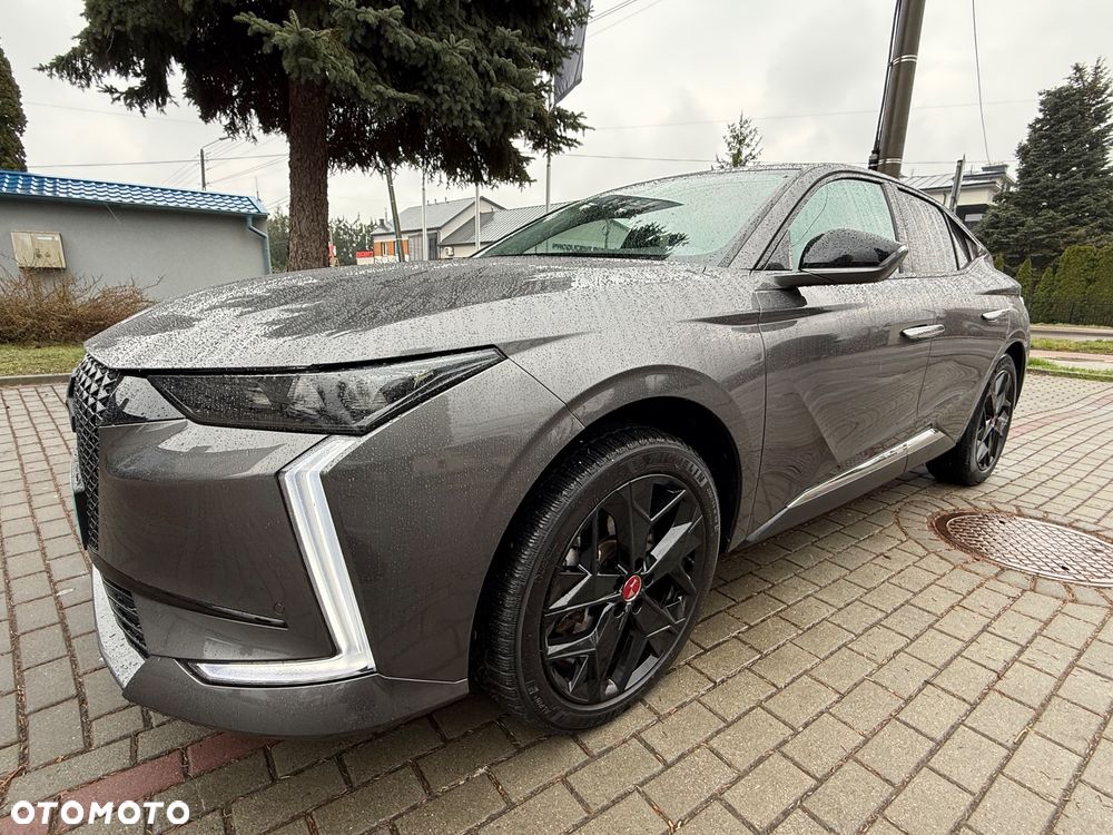 DS Automobiles DS 4 1.6 E-Tense Performance Line + - 21