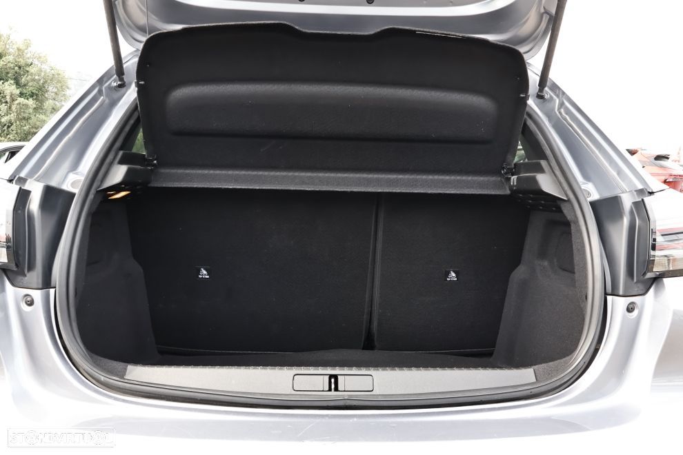 Peugeot 208 1.2 PureTech Allure - 18
