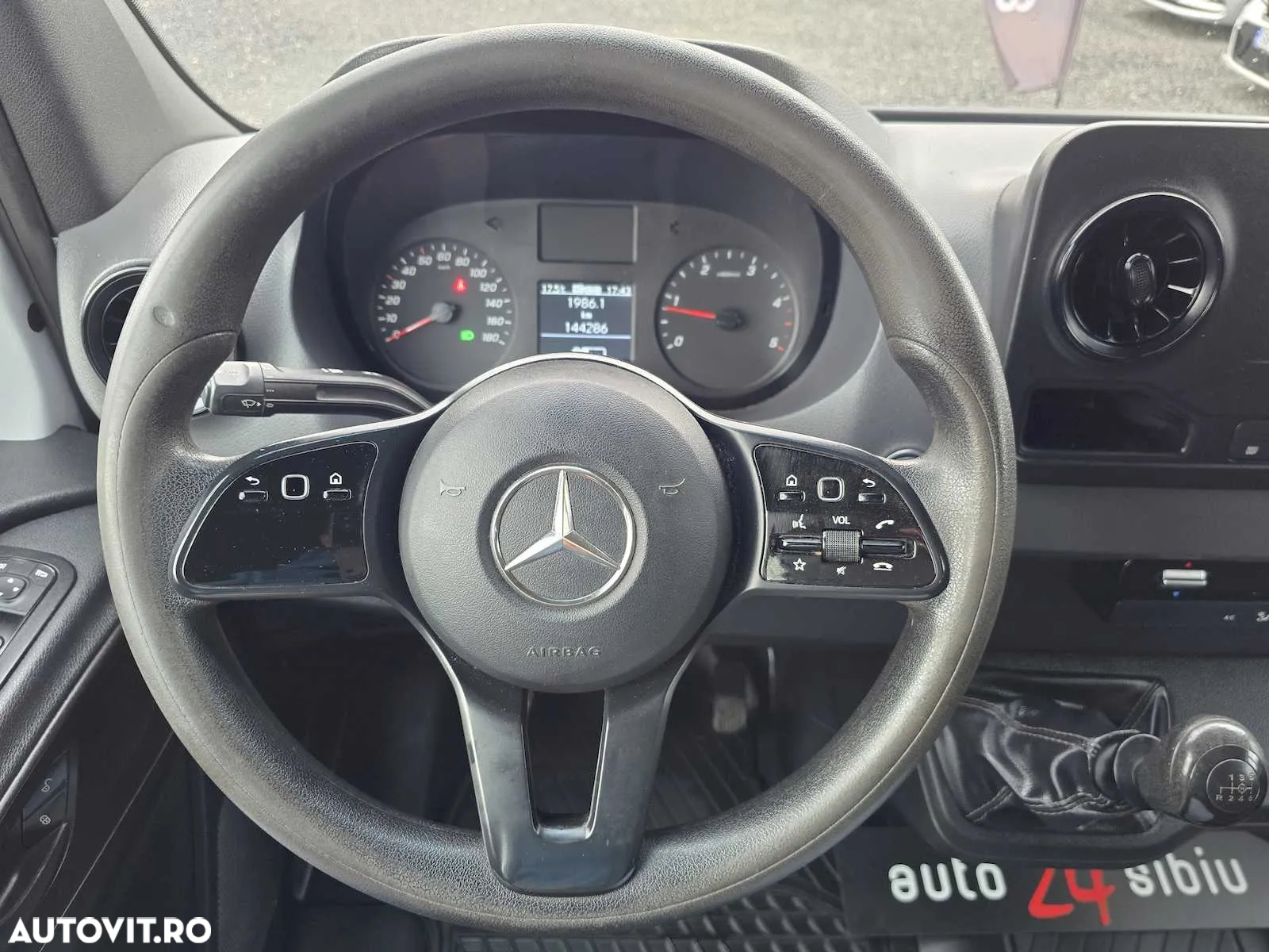 Mercedes-Benz Sprinter 317 doka, 7 loc. bena 2,7 m, 2020, TVA deductibil. - 13