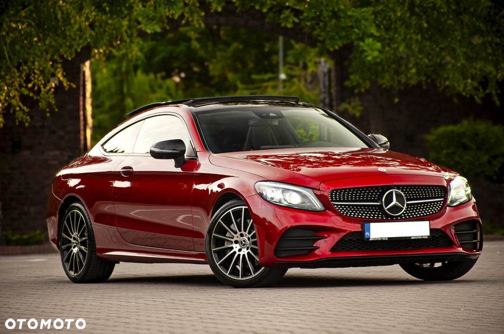 Mercedes-Benz Klasa C 300 d 4Matic 9G-TRONIC AMG Line - 13