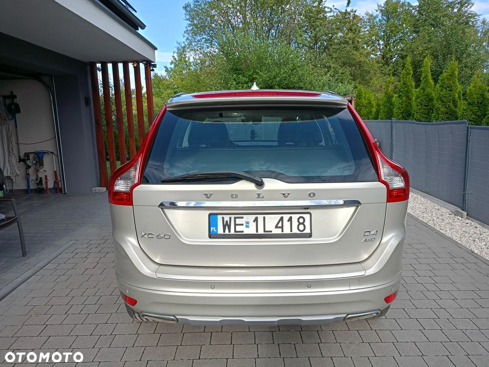 Volvo XC 60 D4 AWD Summum - 6