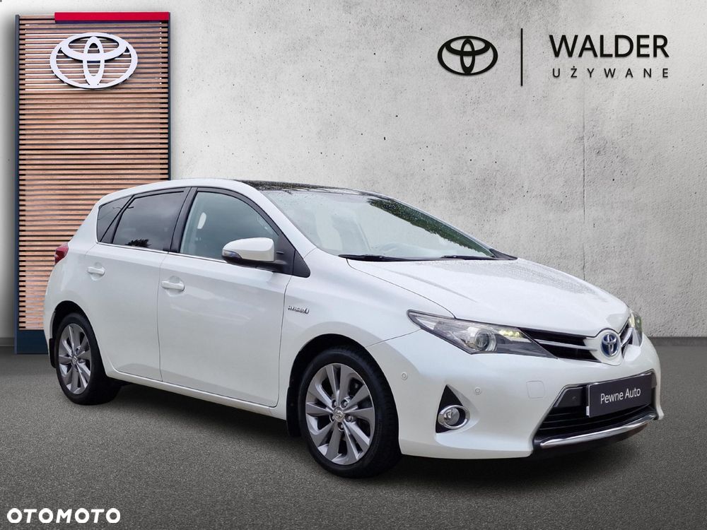 Toyota Auris Hybrid 135 Premium - 2