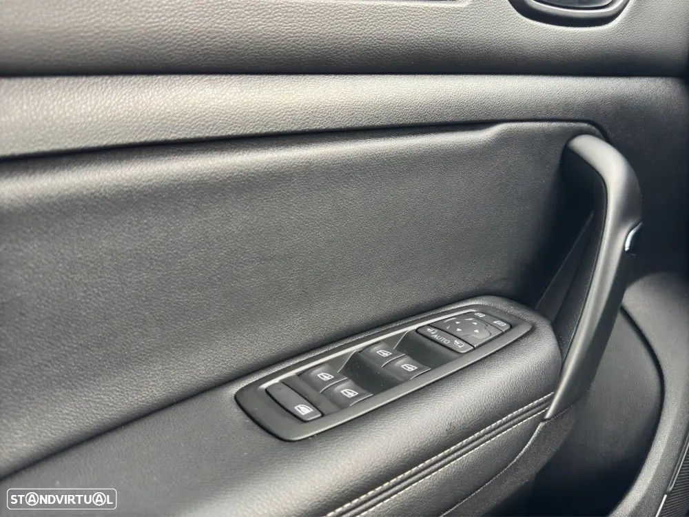 Renault Mégane Sport Tourer 1.6 E-Tech Plug-In Hybrid Techno - 12