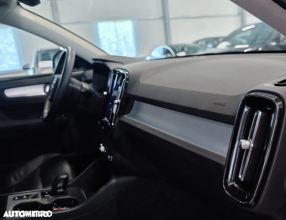 Volvo XC 40 T5 Recharge DKG Inscription Expression - 8