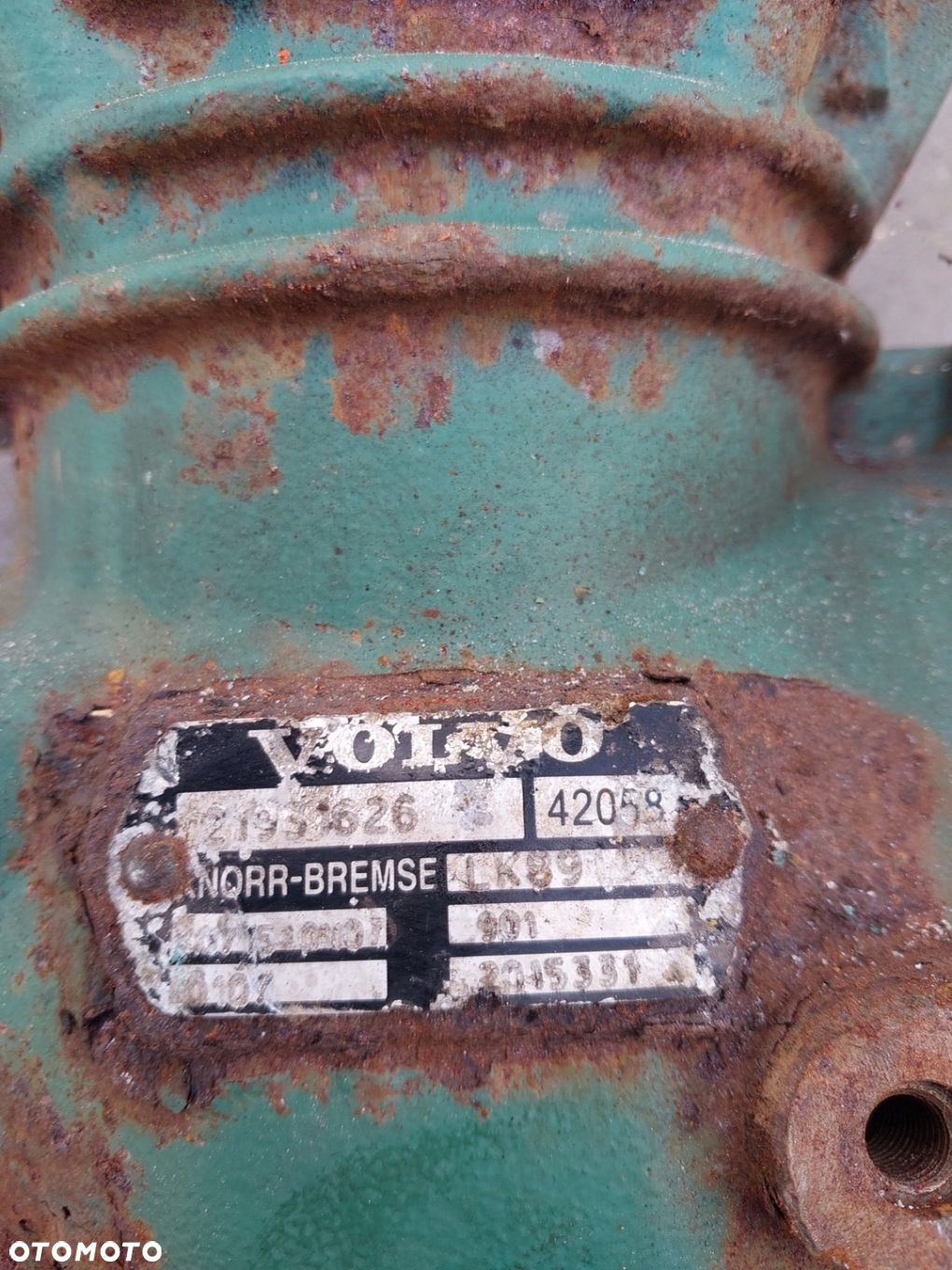 SPRĘŻARKA POWIETRZA VOLVO FL RENAULT GAMA D D8K D5 - 4