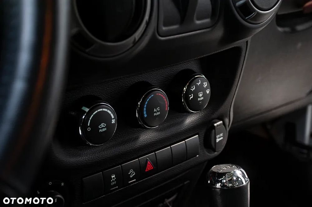 Jeep Wrangler 3.6 Automatik Rubicon - 34