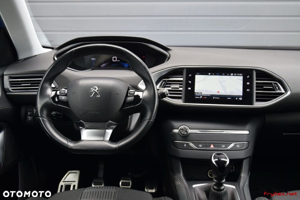 Peugeot 308 - 32