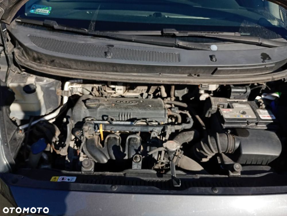 Kia Venga 1.4 M - 17