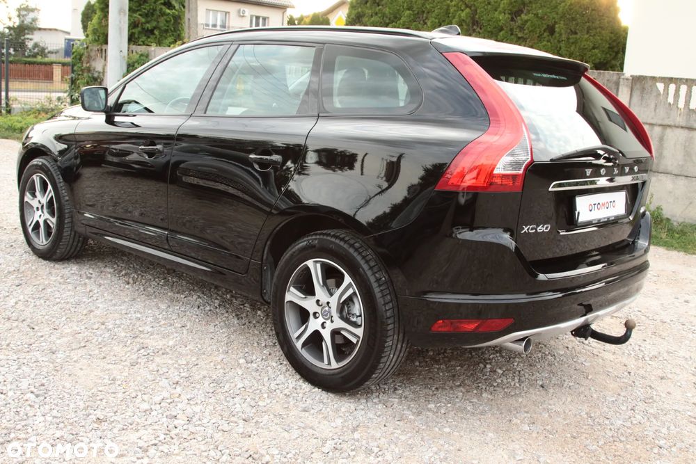 Volvo XC 60 D3 Momentum - 9