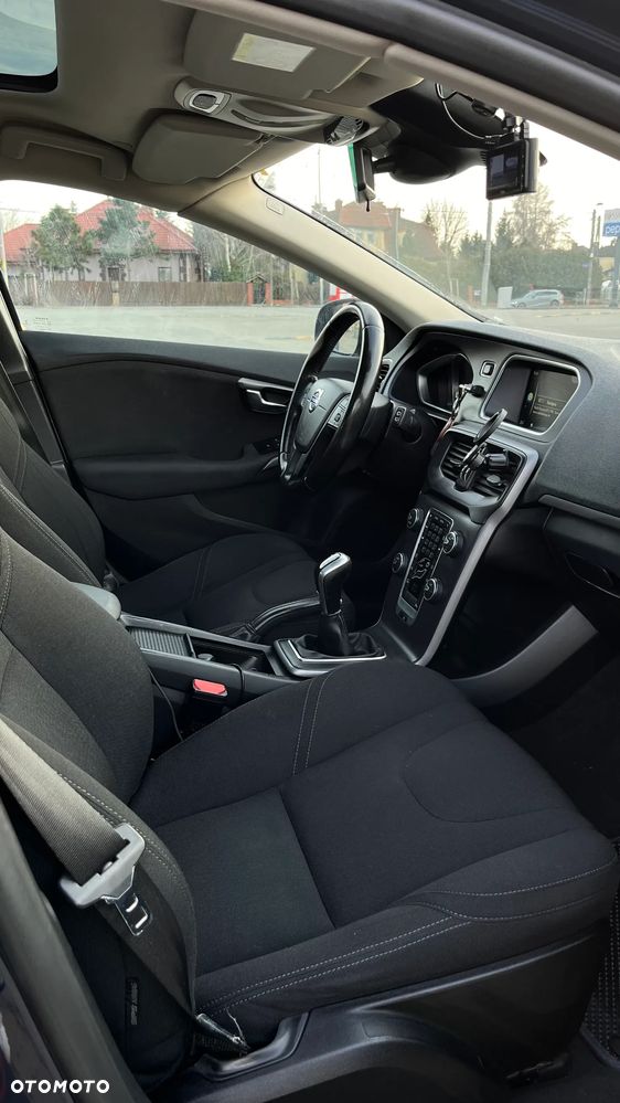 Volvo V40 D2 Base - 6