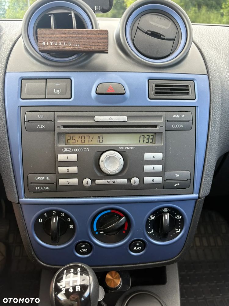 Ford Fiesta 1.3 - 22