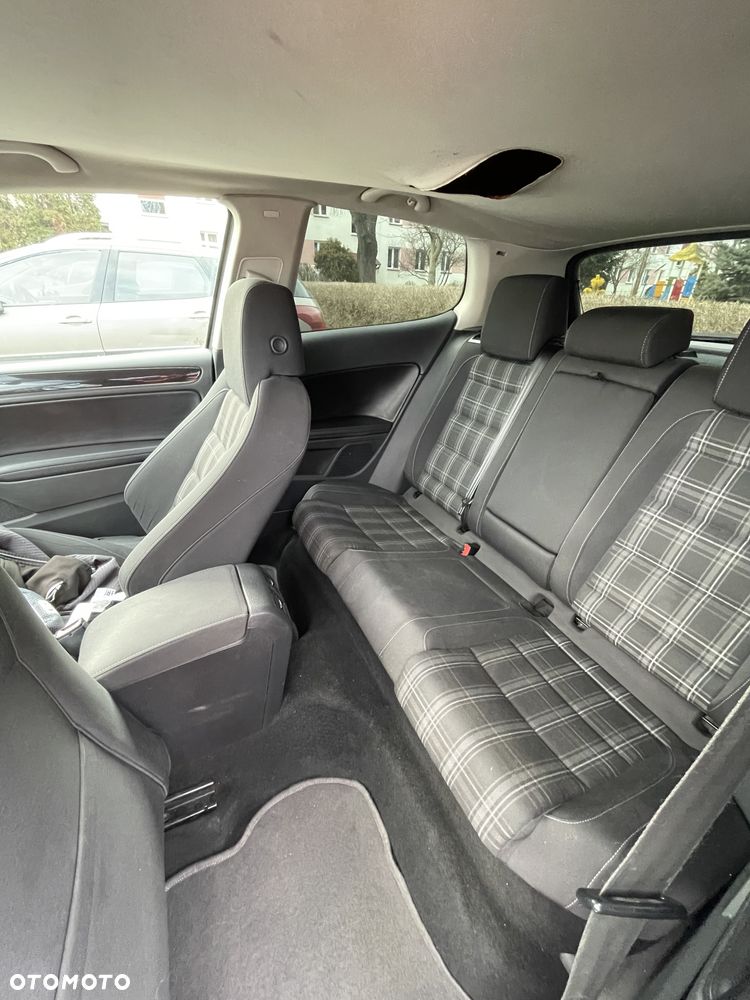 Volkswagen Golf 2.0 TDI Trendline - 21